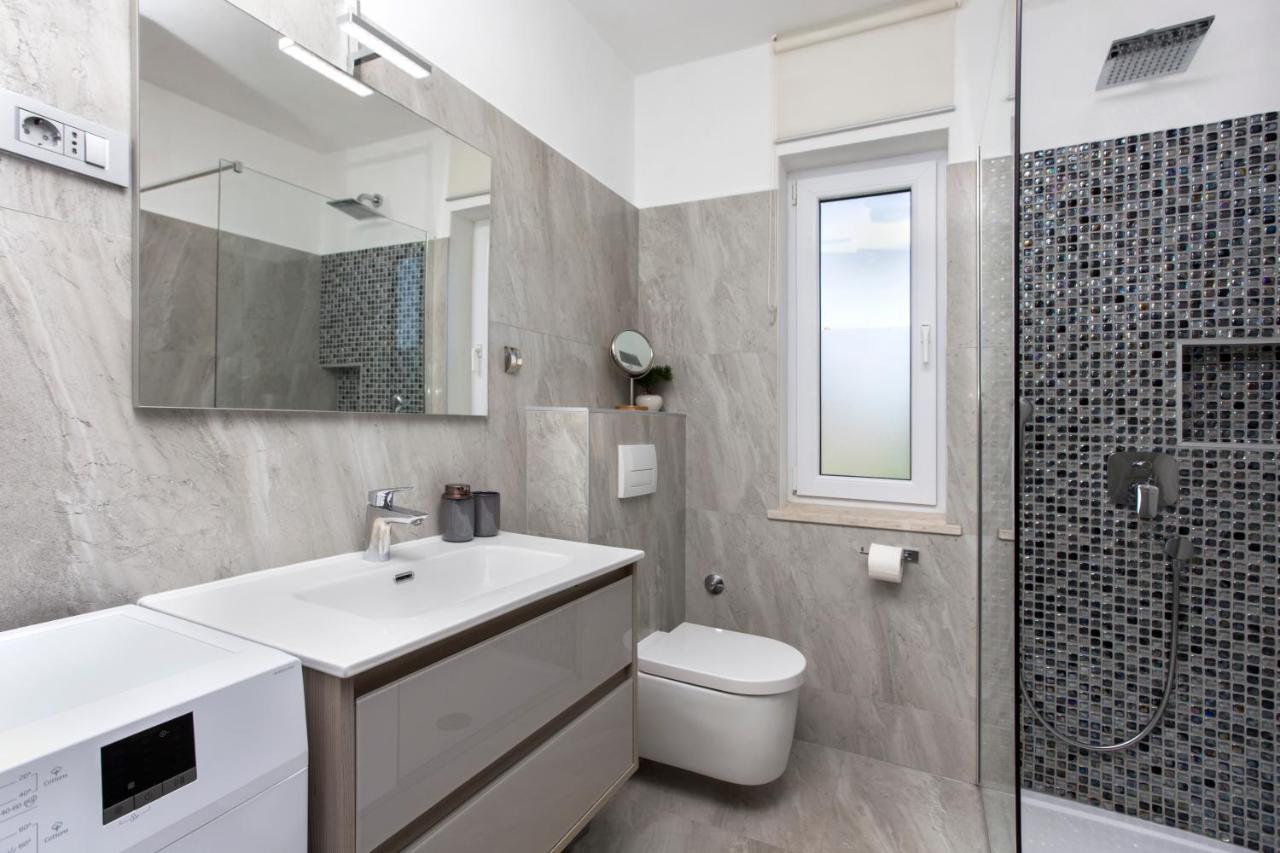 "Andrija" Apartmen'S Баньоле Екстер'єр фото