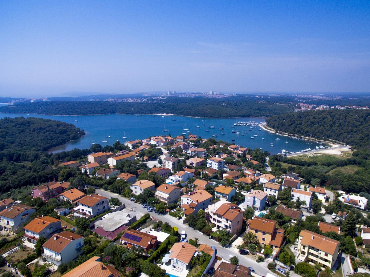 "Andrija" Apartmen'S Баньоле Екстер'єр фото