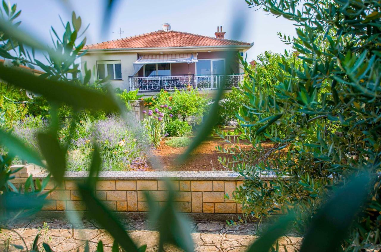 "Andrija" Apartmen'S Баньоле Екстер'єр фото